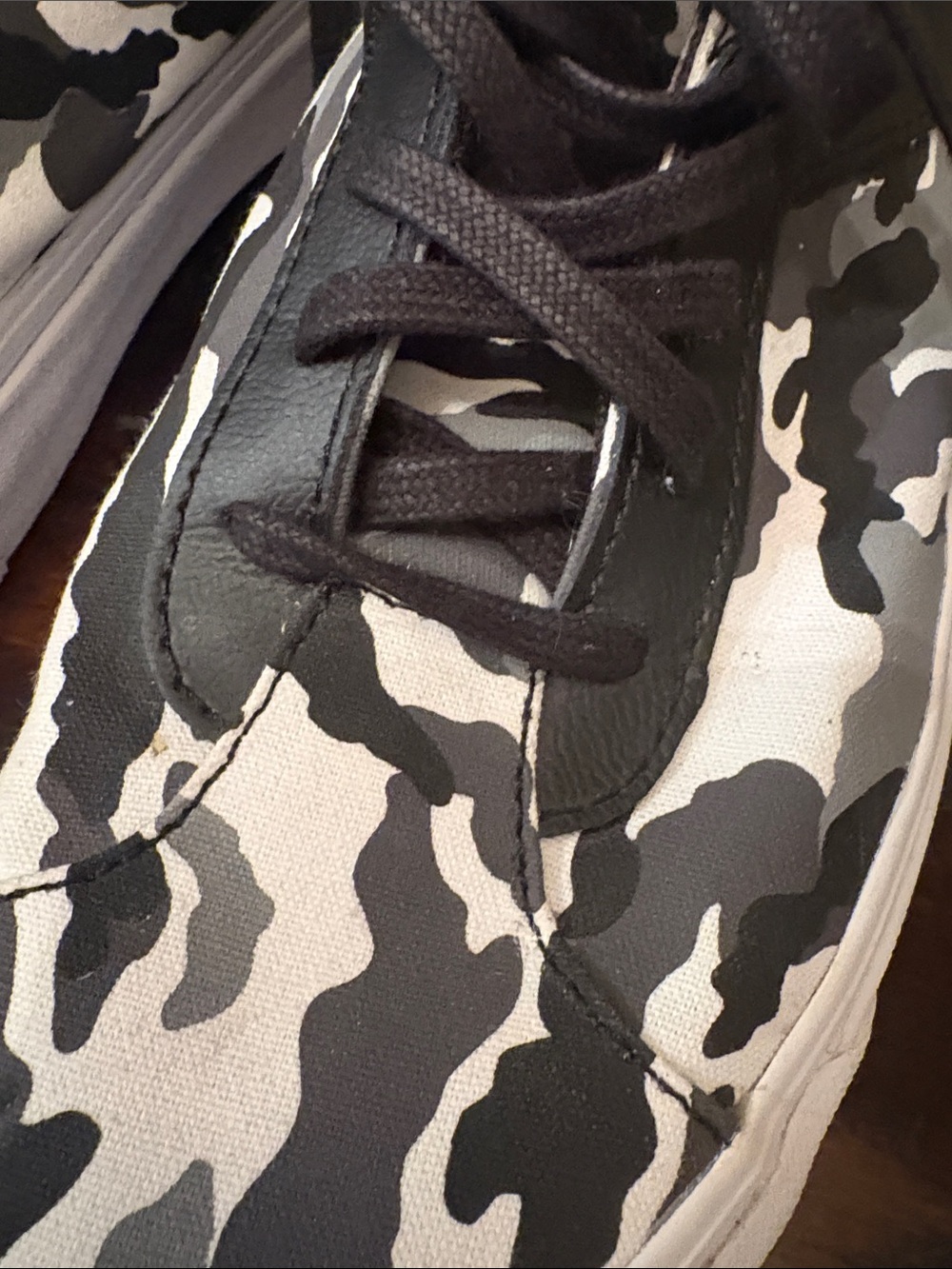 Vans Camo Black, White & Gray Low-Top Sneakers- Women’s 8.5 - Picture 10 of 10